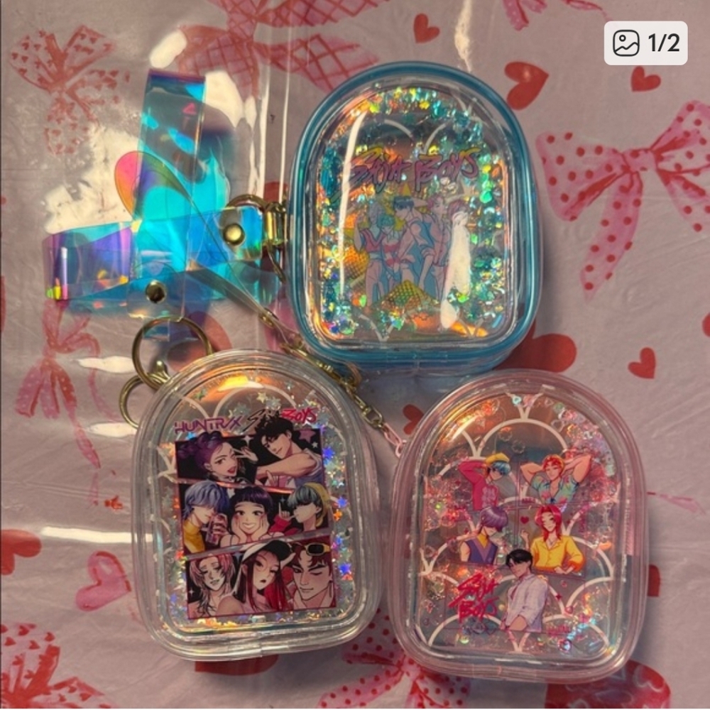 Holographic Kpop Keychains
